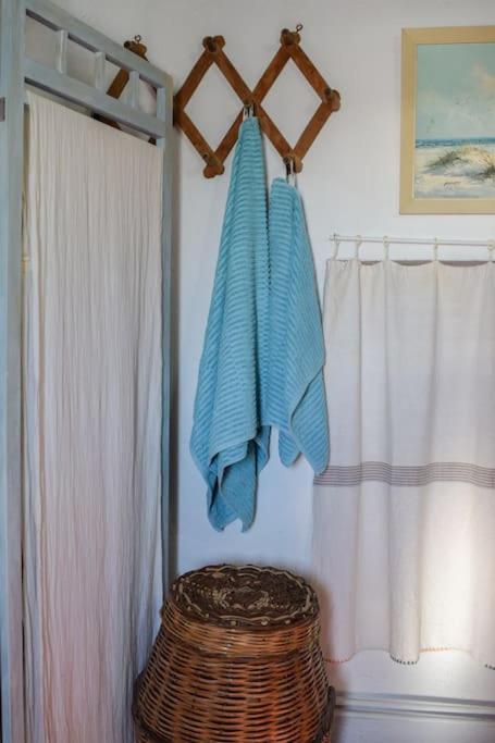 Villa Το Πάνω Σπίτι Της Μαριάνθης à Márpissa Extérieur photo