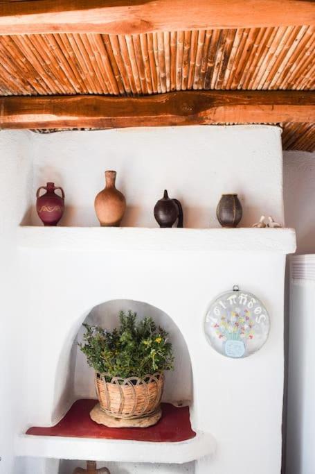 Villa Το Πάνω Σπίτι Της Μαριάνθης à Márpissa Extérieur photo