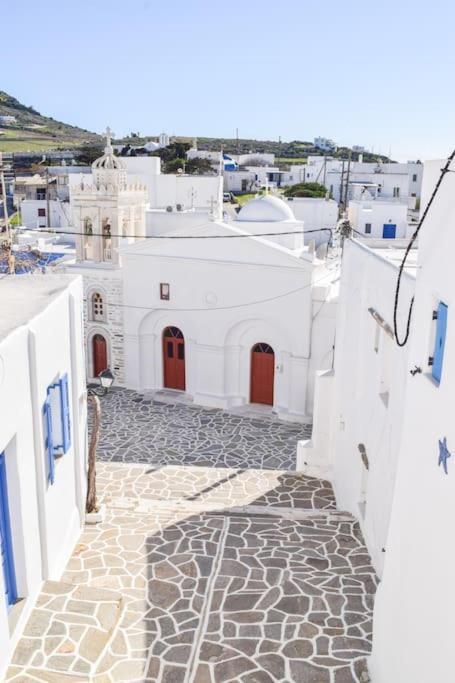 Villa Το Πάνω Σπίτι Της Μαριάνθης à Márpissa Extérieur photo